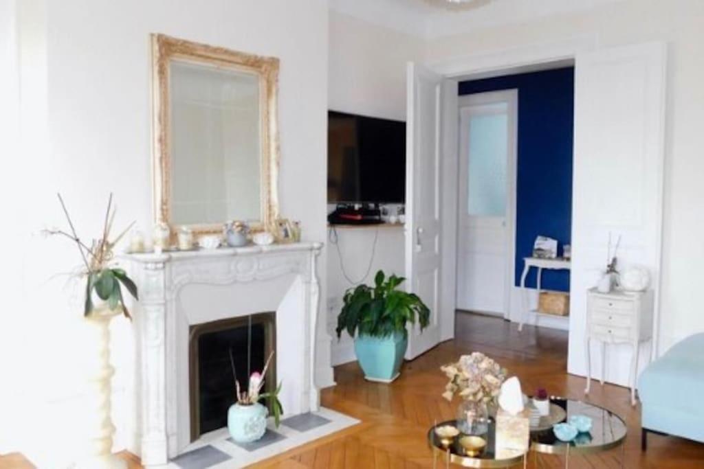 Bel Appartement Haussmannien El Havre Exterior foto